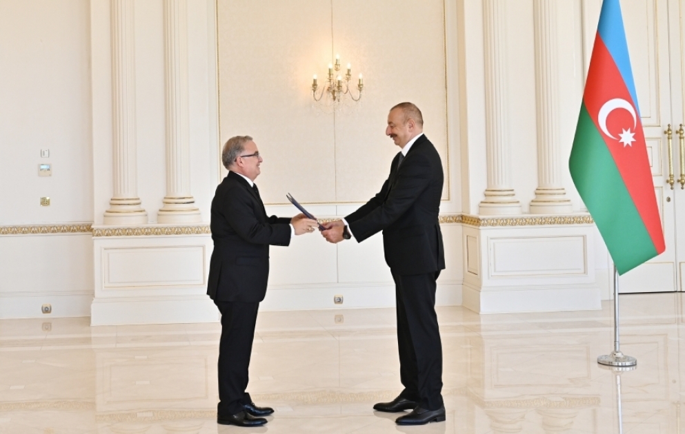 Le président azerbaïdjanais reçoit les lettres de créance de l’ambassadeur de la République dominicaine