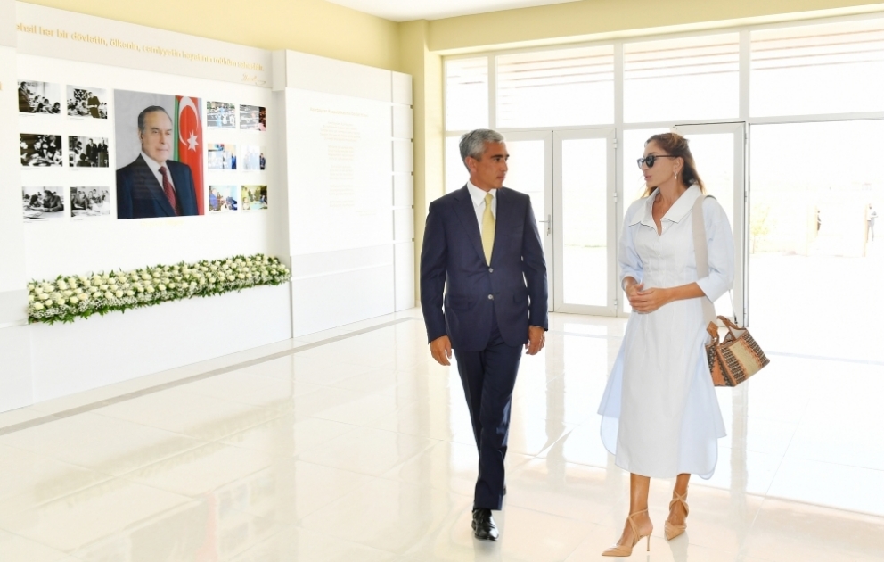 Mehriban Aliyeva participe à l’inauguration d’un bâtiment scolaire et d’une école maternelle