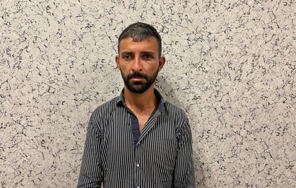Salyanda evlərdən oğurluq edən və ev sakinlərinə xəsarət yetirən şəxs saxlanılıb