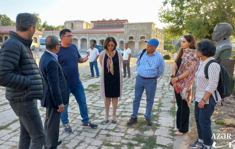 Xarici KİV nümayəndələri Şuşa şəhəri ilə tanış olublar
