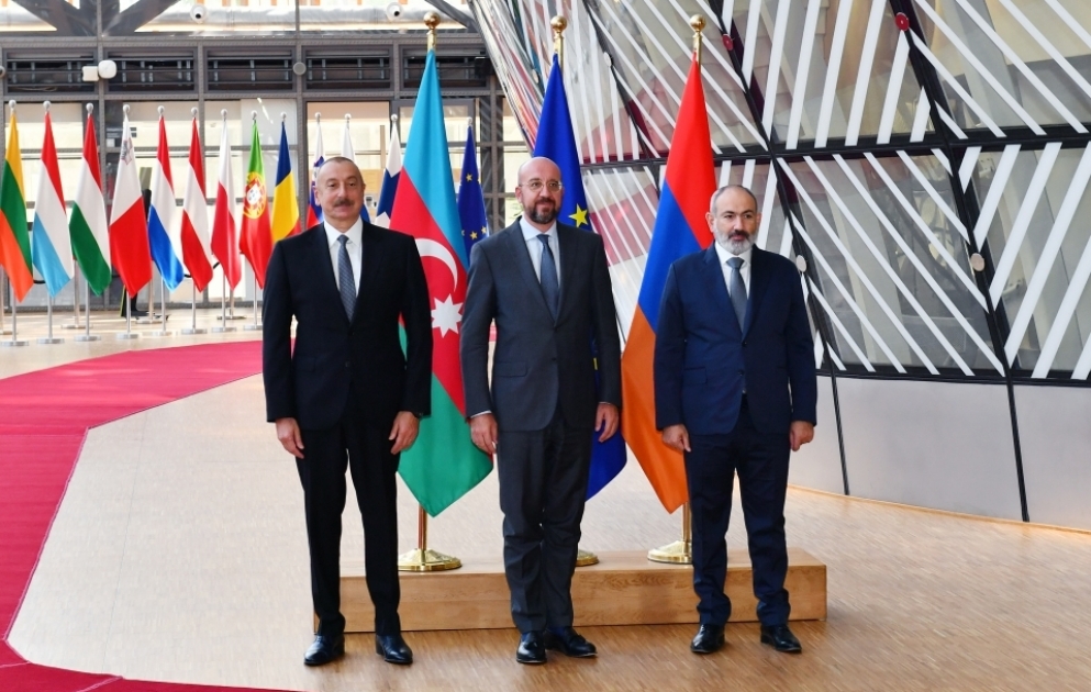 Meeting of President Ilham Aliyev, President of European Council Charles Michel and Prime Minister of Armenia Nikol Pashinyan kicked off in Brussels