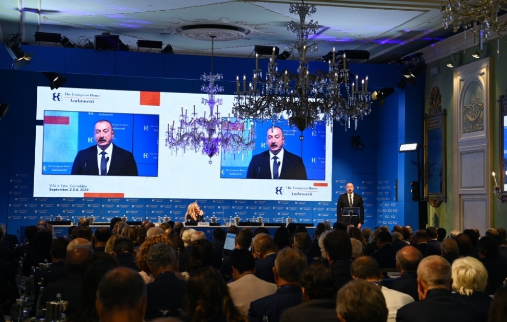 Prezident İlham Əliyev İtaliyanın Çernobbio şəhərində keçirilən beynəlxalq forumda iştirak edib