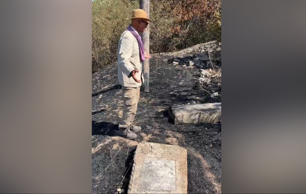 Məşhur fotojurnalist Reza Deqati instaqram hesabında ermənilərin Laçında törətdikləri vəhşilikləri əks etdirən video paylaşıb