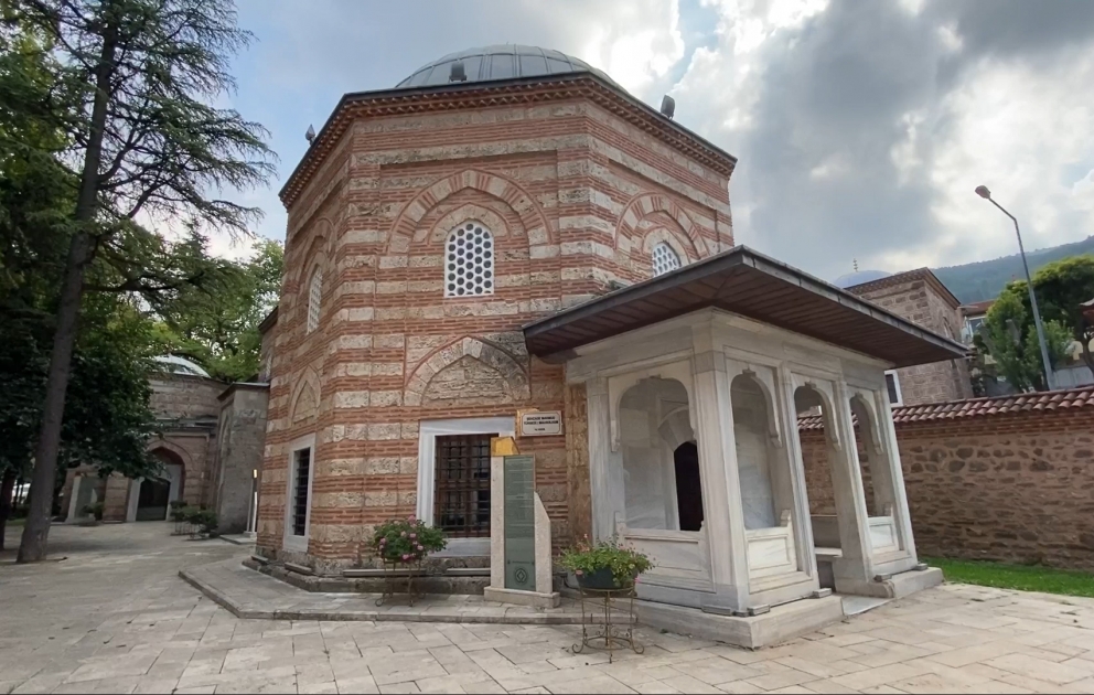 Osmanlı İmperiyasının ilk paytaxtı Türkiyənin Bursa şəhəri