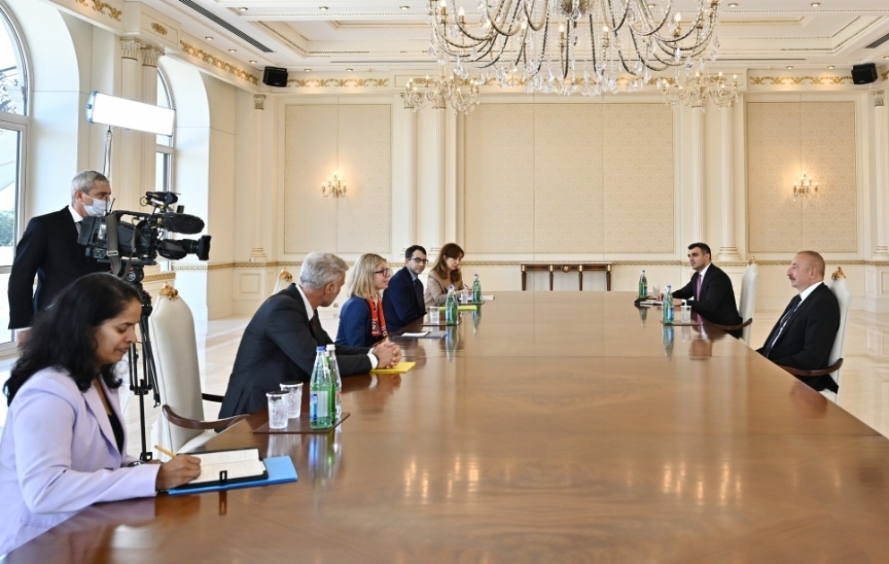 Präsident Ilham Aliyev empfing regionale Vizepräsidentin der Weltbank für Europa und Zentralasien
