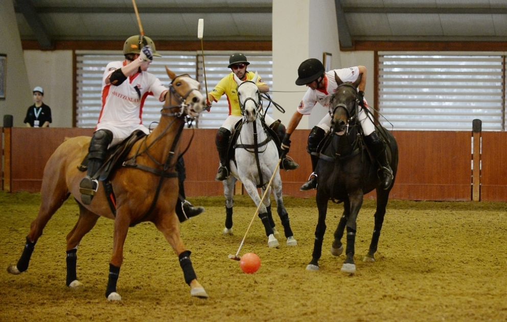 Azərbaycan millisi Bakıda keçirilən arena polo üzrə Avropa çempionatına qələbə ilə başlayıb