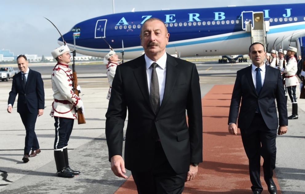 Azərbaycan Prezidenti İlham Əliyev Bolqarıstana rəsmi səfərə gəlib