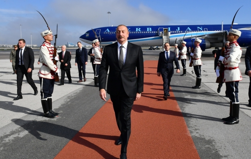 President Ilham Aliyev arrived in Bulgaria for official visit
