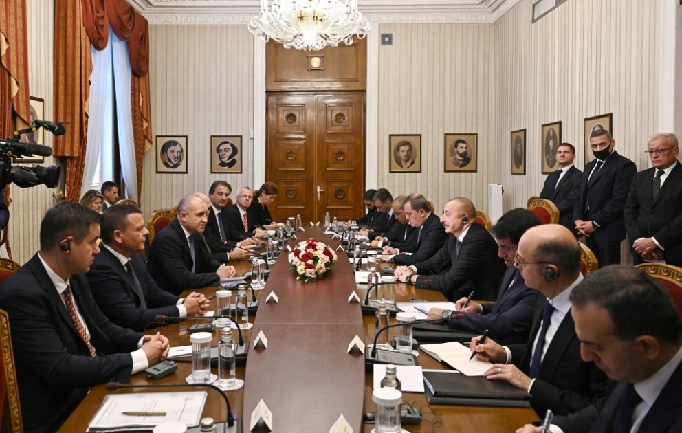 Azerbaijani, Bulgarian presidents held an expanded meeting