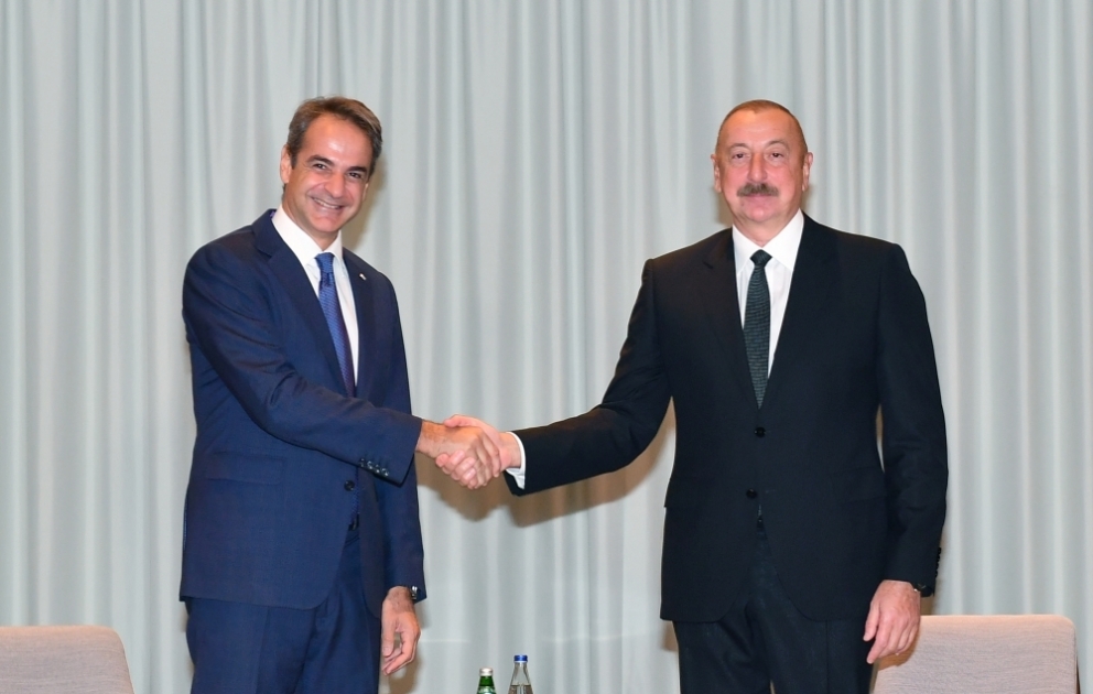 Präsident Ilham Aliyev trifft in Sofia Premierminister Griechenlands