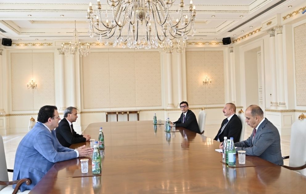 Президент Ильхам Алиев принял президента Международной шахматной федерации