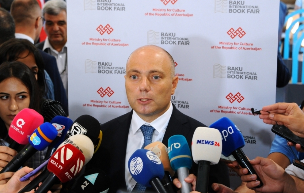Anar Kərimov: Mingəçevir Dövlət Dram Teatrı ilə bağlı araşdırmalar davam edir