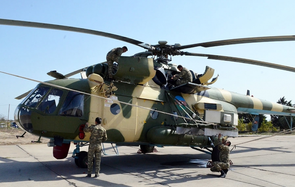 Вооружение и военная техника переводятся на осенне-зимний режим эксплуатации
