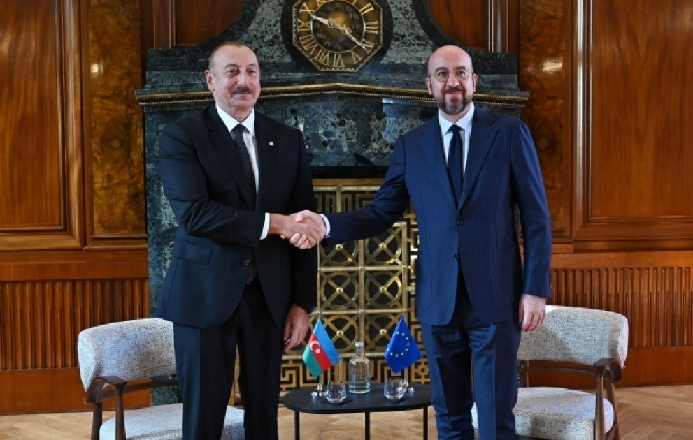 President Ilham Aliyev met with President of European Council in Prague