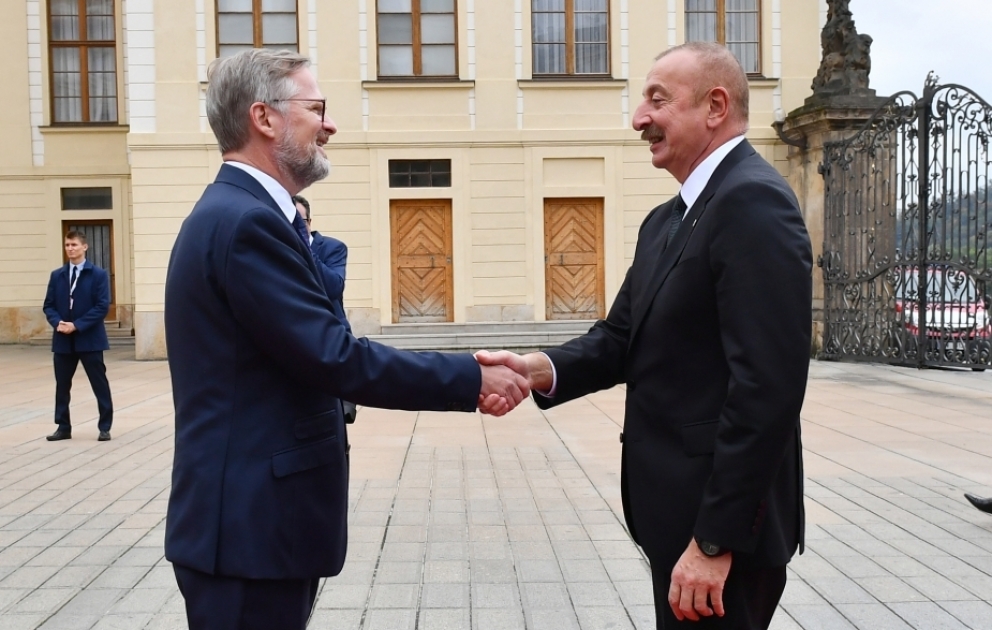 La première réunion du Sommet de la Communauté politique européenne a débuté à Prague 
Le président azerbaïdjanais Ilham Aliyev a pris part à la réunion