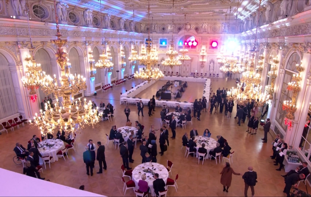 President Ilham Aliyev attended closing plenary session over working dinner in Prague