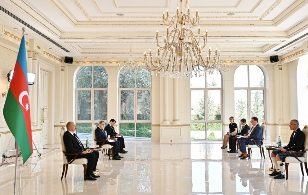 Le président Ilham Aliyev reçoit les lettres de créance du nouvel ambassadeur du Royaume-Uni en Azerbaïdjan