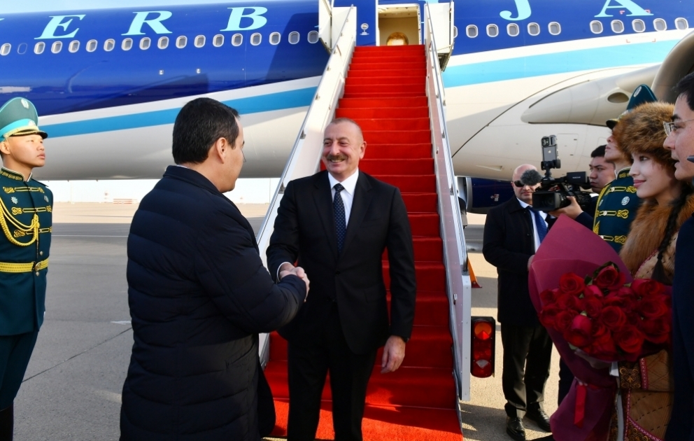 Visite de travail du président azerbaïdjanais au Kazakhstan
