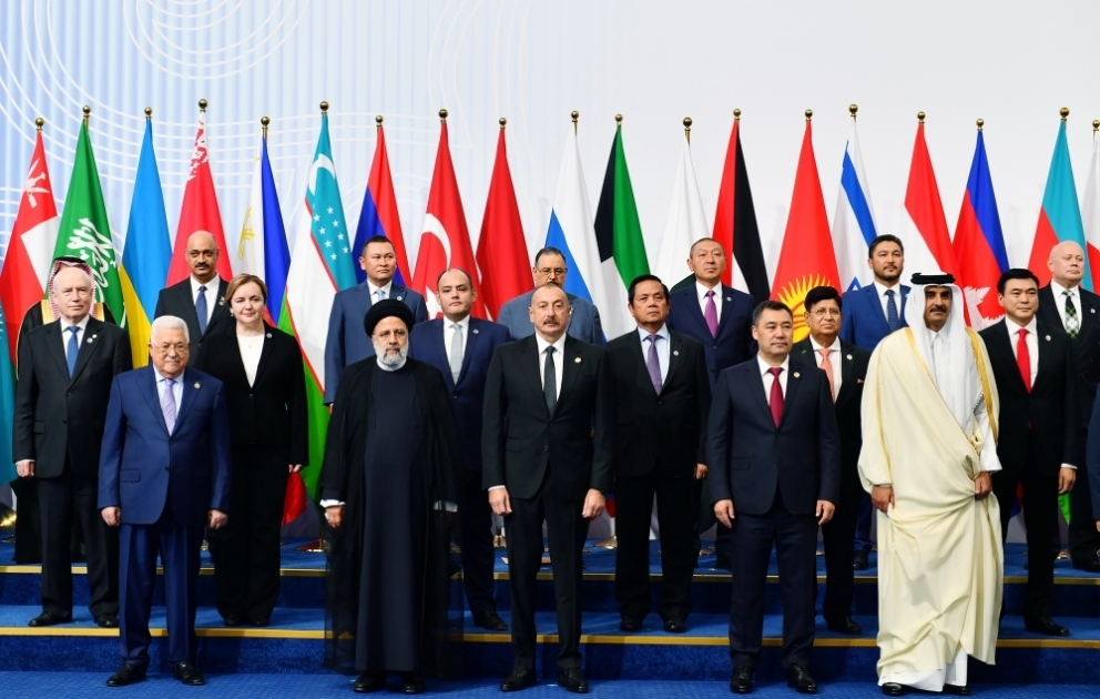 Astana accueille la réunion plénière du 6ème Sommet de la Conférence pour l'interaction et les mesures de confiance en Asie  
Le président azerbaïdjanais Ilham Aliyev participe à la réunion
