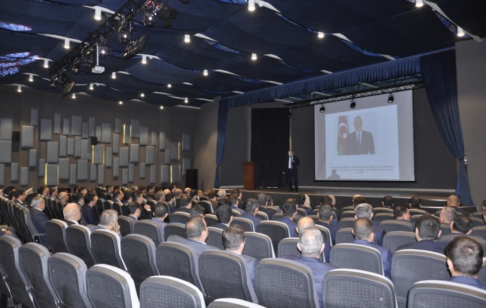 DİA tərəfindən Qarabağ iqtisadi rayonu üzrə dövlət qulluqçuları üçün səyyar ixtisasartırma təlimi keçirilib