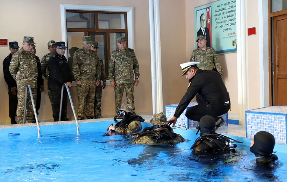 Uzbek Defense Minister visits military units in Azerbaijan