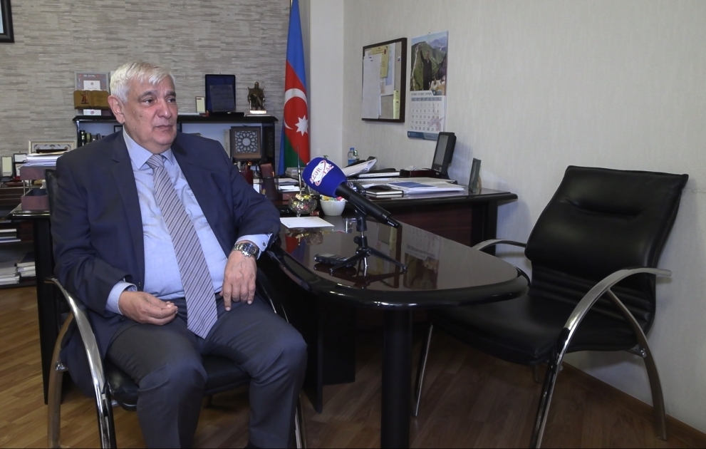 Akademik Kamal Abdulla Rumıniyanın Piteşti Universitetinin fəxri doktoru seçilib: Yassı Universitetində isə Azərbaycan Multikulturalizm Mərkəzi açılacaq