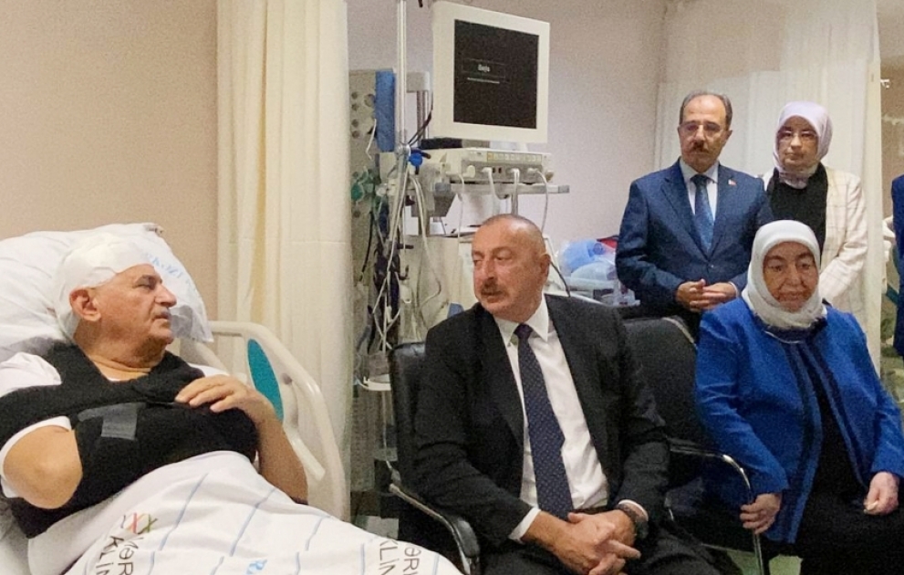 President Ilham Aliyev arrived at hospital to visit Binali Yildirim, Şamil Ayrim and bodyguard Oguzhan Demirçi, who had traffic accident in Azerbaijan