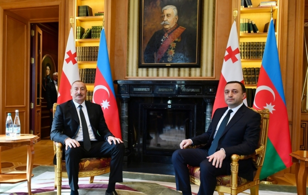 Azərbaycan Prezidenti İlham Əliyevin Gürcüstanın Baş naziri İrakli Qaribaşvili ilə təkbətək görüşü keçirilib