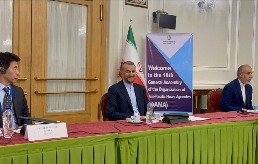 İran XİN başçısı OANA-nın Baş Assambleyasının nümayəndələrini qəbul edib
