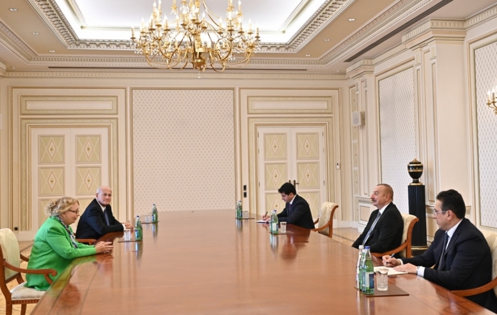 Präsident Ilham Aliyev empfängt Generaldirektorin des UN-Büros in Genf