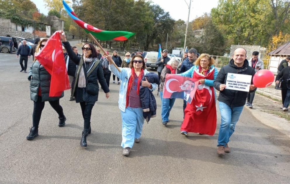 Türkiyə Gəzginlər Klubunun səyahətçilərinin Şuşaya səfəri başlayıb