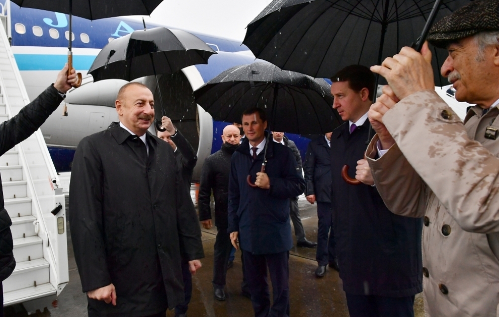 President Ilham Aliyev arrived in Sochi, Russia for working visit