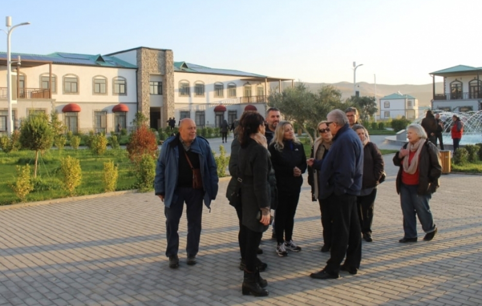 Türk səyyahlar Ağalı kəndinə səfər ediblər