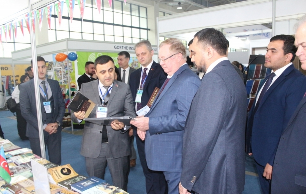 Ölkəmiz Özbəkistanda beynəlxalq kitab sərgisində təmsil olunur