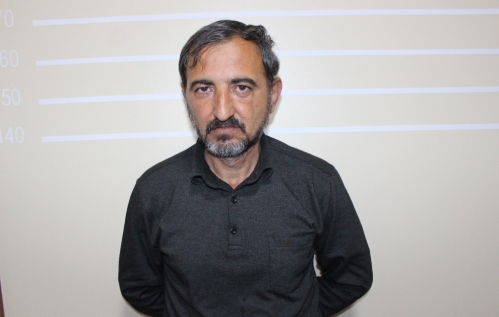Balakəndə keçmiş məhkumdan tapança götürülüb