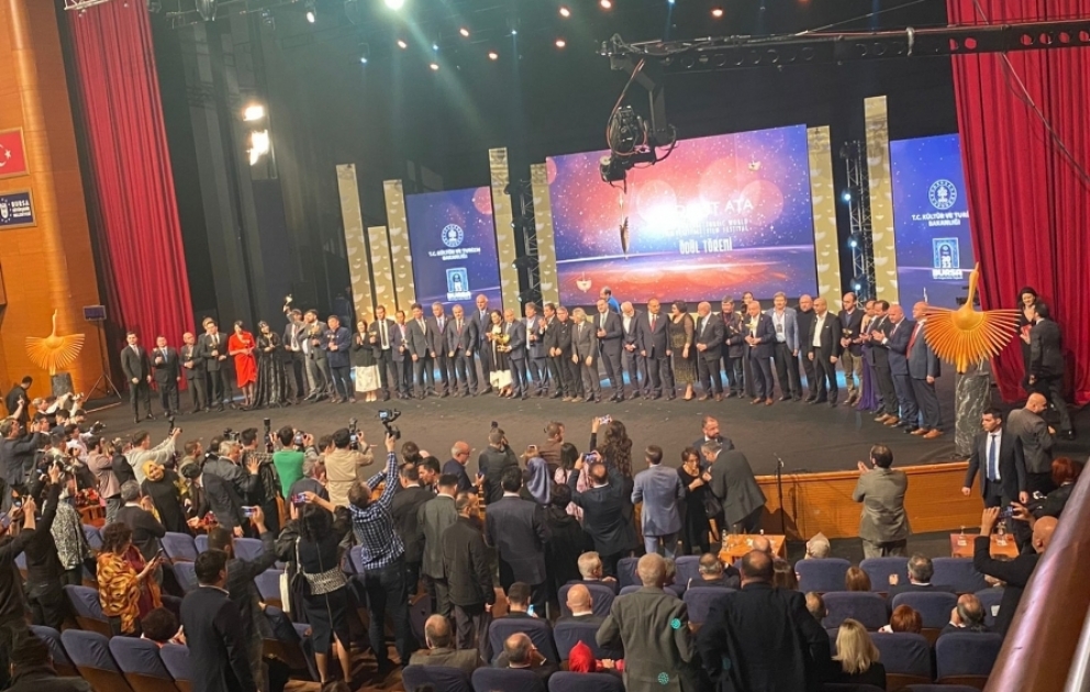 Bursada “Qorqud Ata” Film Festivalının simvolu Azərbaycana təqdim olunub