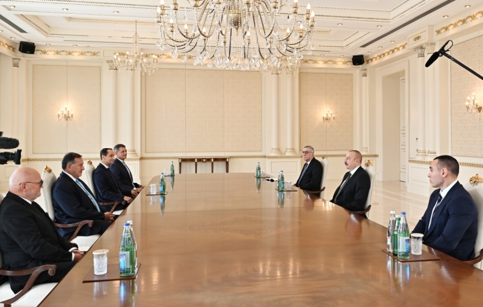 Prezident İlham Əliyev Avropa Olimpiya Komitələrinin prezidentini qəbul edib