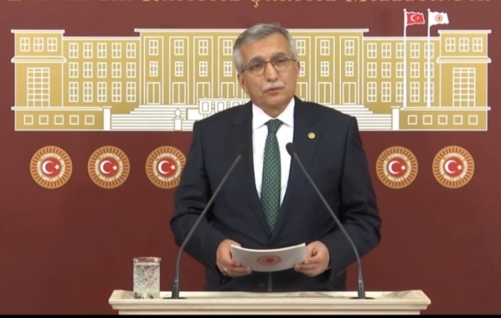 Türk deputat: Azərbaycan xalqı və türk dünyası Qarabağdakı erməni zülmünü heç vaxt unutmayacaq