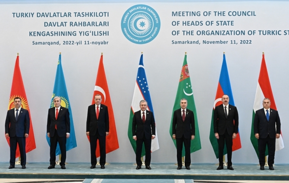 Səmərqənddə Türk Dövlətləri Təşkilatının IX Zirvə Görüşü keçirilib
Azərbaycan Prezidenti İlham Əliyev tədbirdə iştirak edib