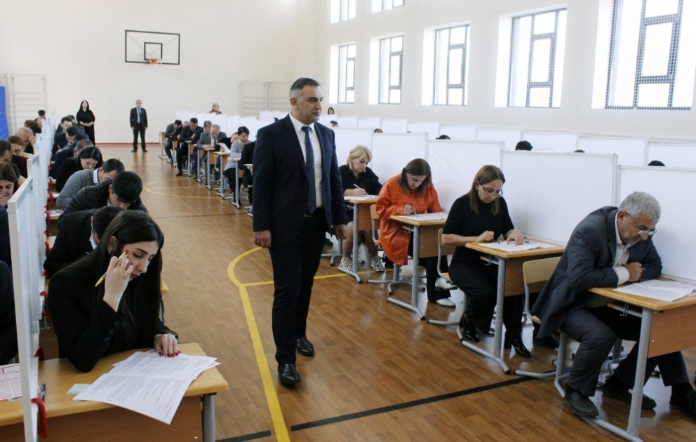 Direktor vəzifəsinə işə qəbul müsabiqəsinin test imtahanı mərhələsi keçirilib