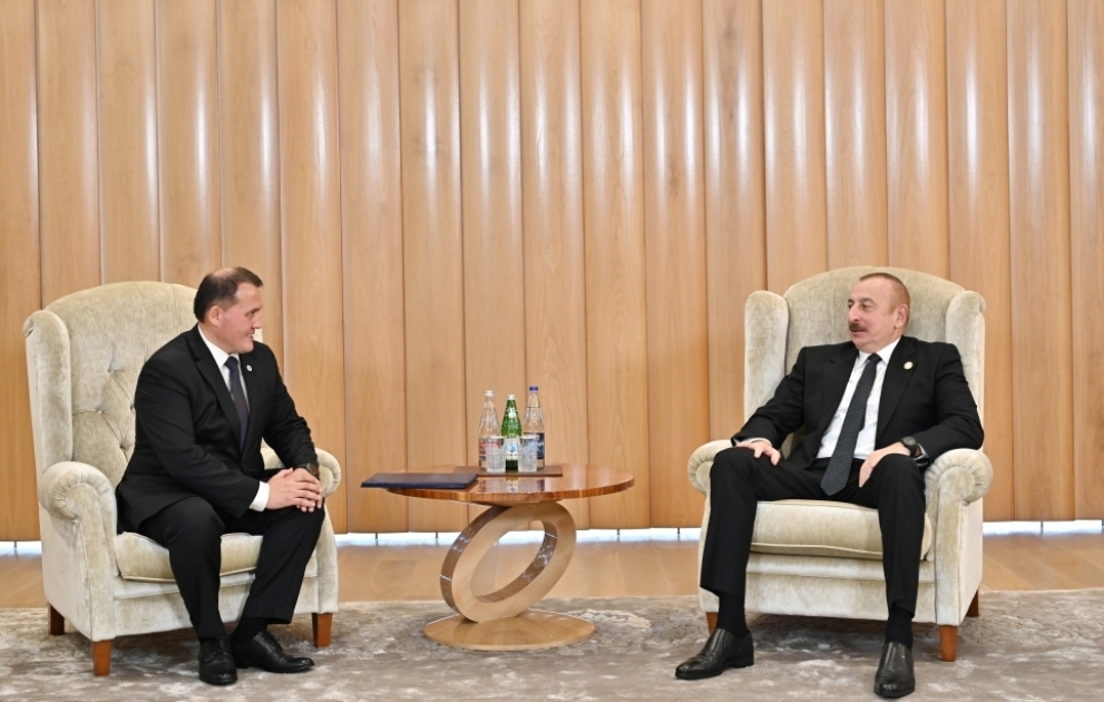 Präsident Ilham Aliyev empfängt Vorsitzenden des Exekutivkomitees der Liberaldemokratischen Partei Usbekistans