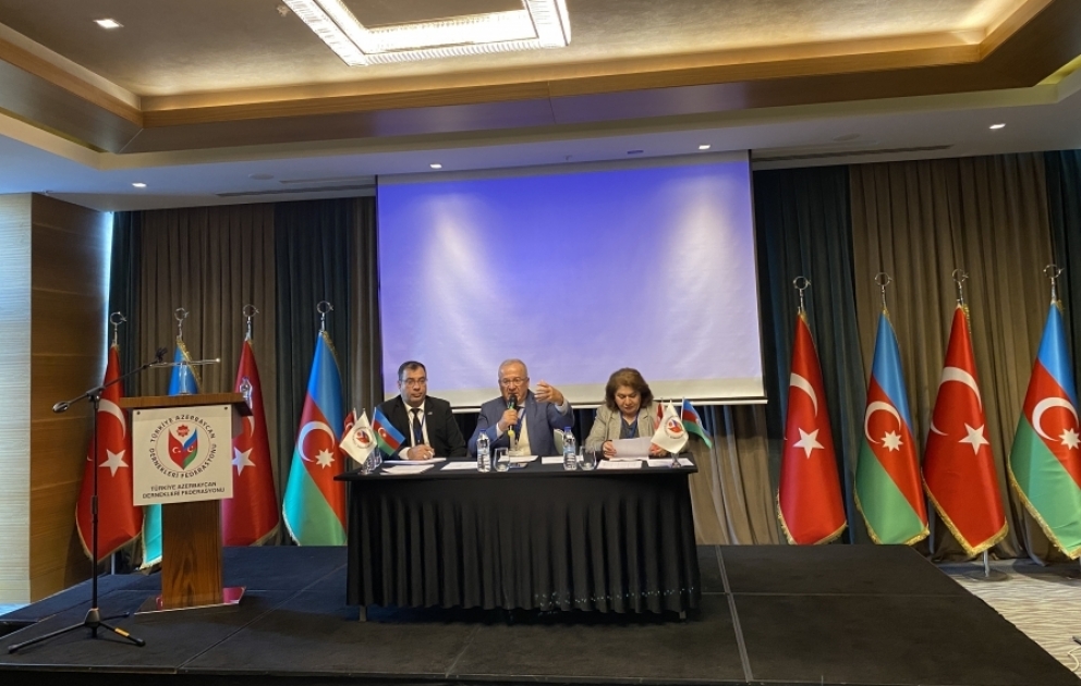 İstanbulda Türkiyə-Azərbaycan Dərnəkləri Federasiyasının VI Qurultayı keçirilib