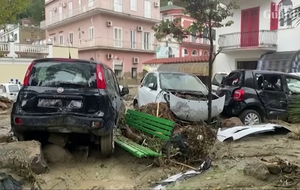 İskiya adasında baş verən sürüşmə nəticəsində ölənlərin sayı yeddi nəfərə çatıb