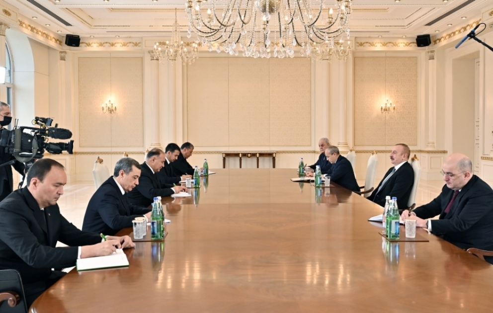 Präsident Ilham Aliyev empfängt turkmenische Delegation