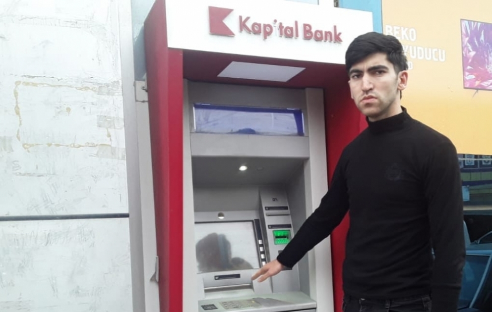 Şirvanda vətəndaşları aldadaraq təqaüd kartlarından pul oğurlayan şəxs saxlanıldı