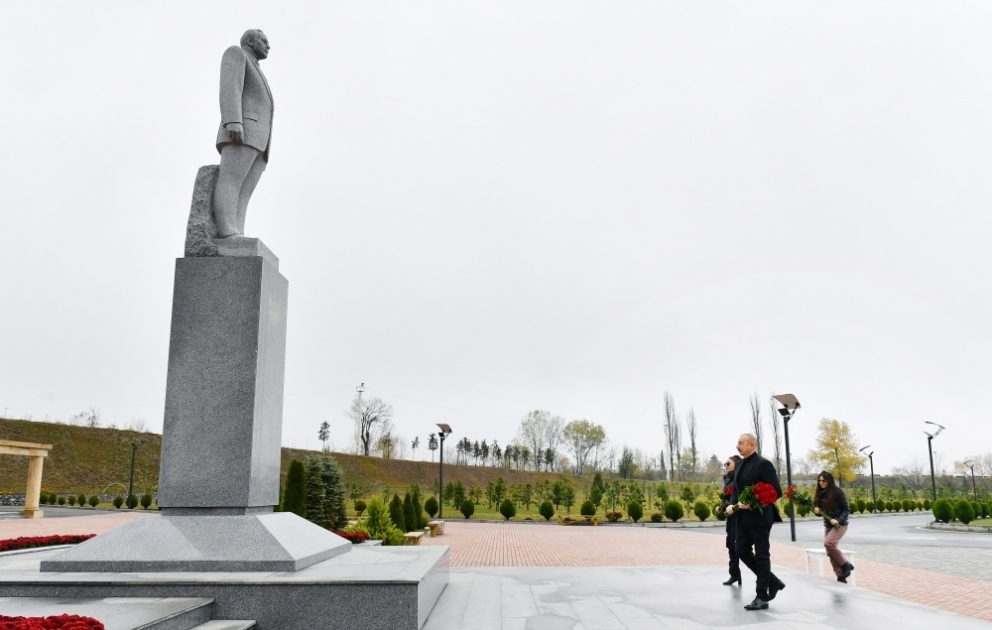 President Ilham Aliyev and First Lady Mehriban Aliyeva visited Shaki district 
They visited statue of national leader Heydar Aliyev