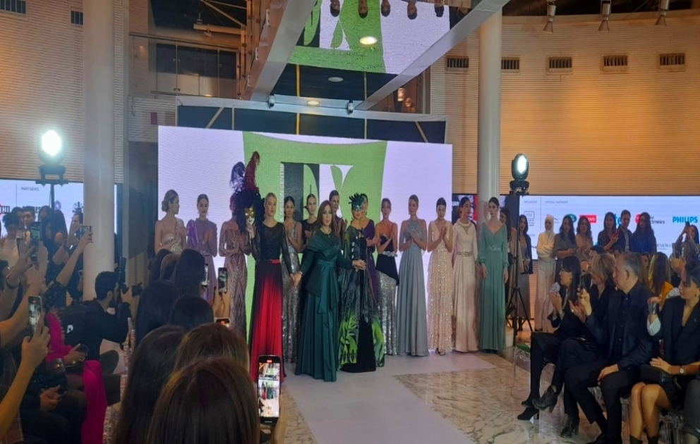 Məşhur modelyerlər Bakıda 13-cü dəfə podiuma çıxıblar