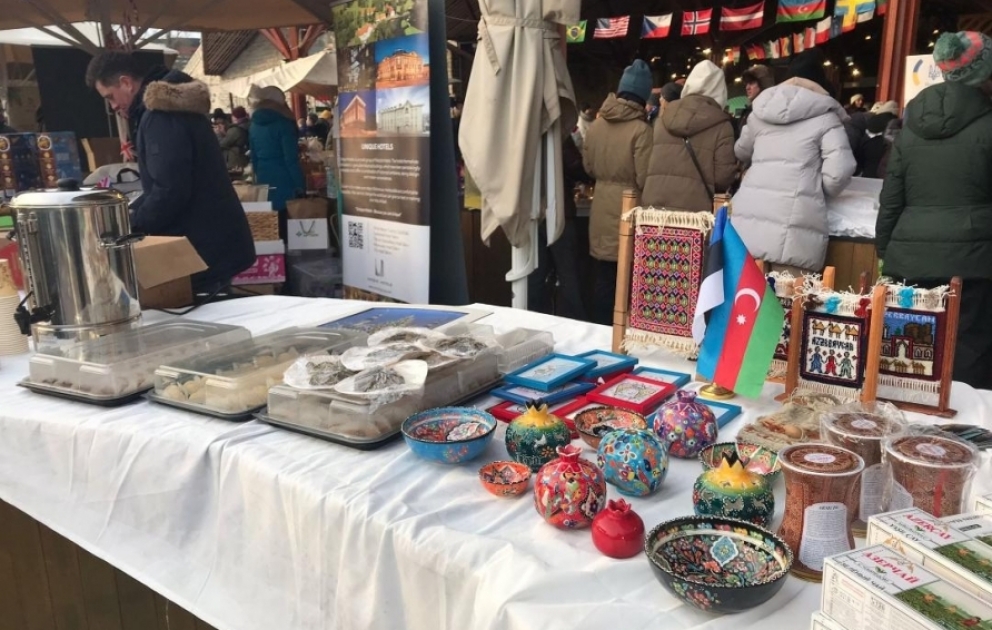 Azərbaycan məhsulları Beynəlxalq Milad Xeyriyyə Bazarında