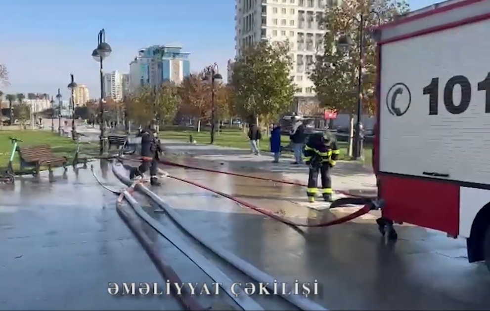 Yasamal rayonunda yeraltı piyada keçidini su basıb