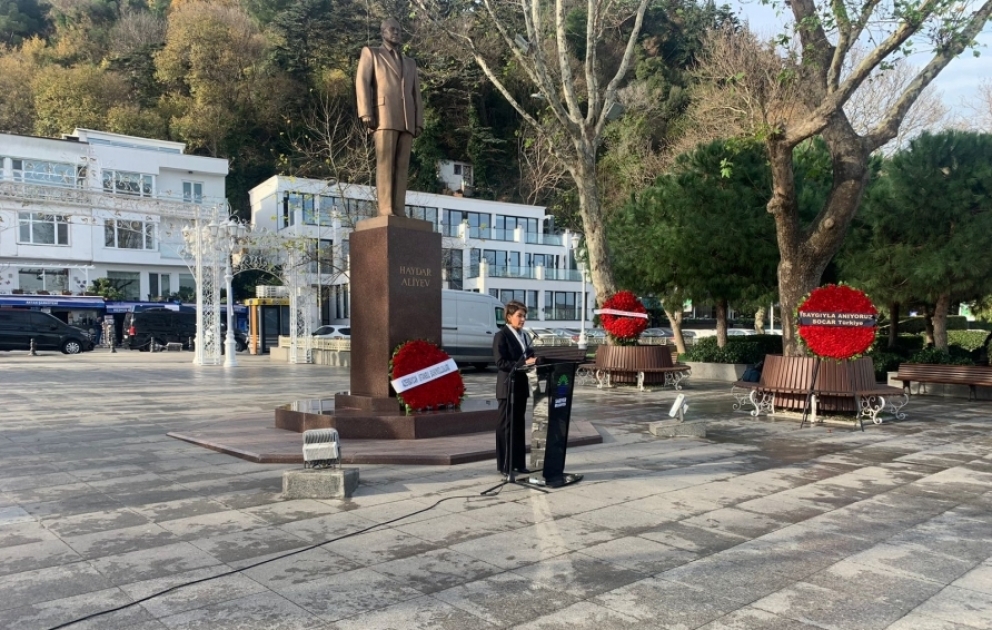 Ulu Öndərin əziz xatirəsi İstanbulda ehtiramla anılıb